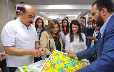 The delegation visited the Biyara healthcare unit, which offers family planning and reproductive health services.